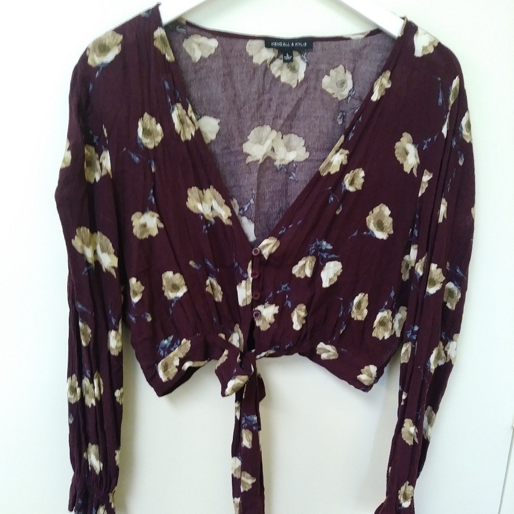 Kendall & Kylie Floral Crop Top